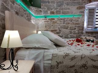 Hotel Villa Nautica Stone House