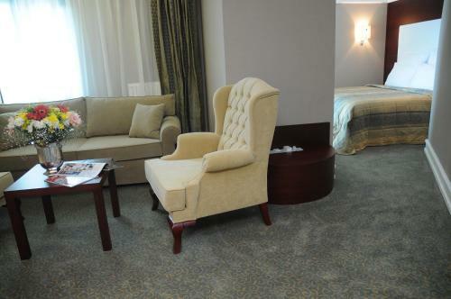 Paradise Island Hotel