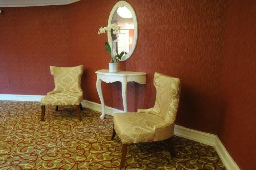 Paradise Island Hotel