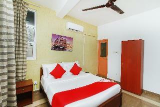 Hotel Maple Tree Residencies