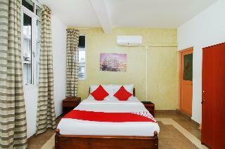 Hotel Maple Tree Residencies
