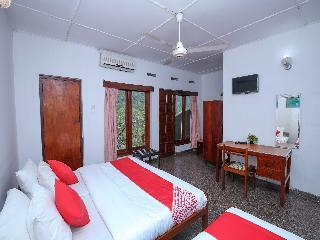 Hotel Sandakelum Tourist Guest House