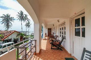 Hotel Shangrela Beach Resort