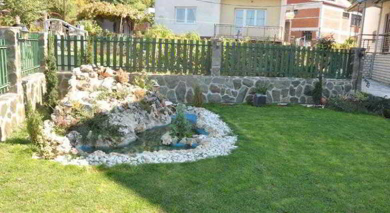 Hotel Vila Damaja