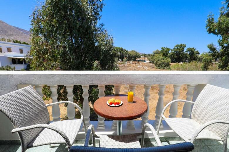 Hotel Finikas