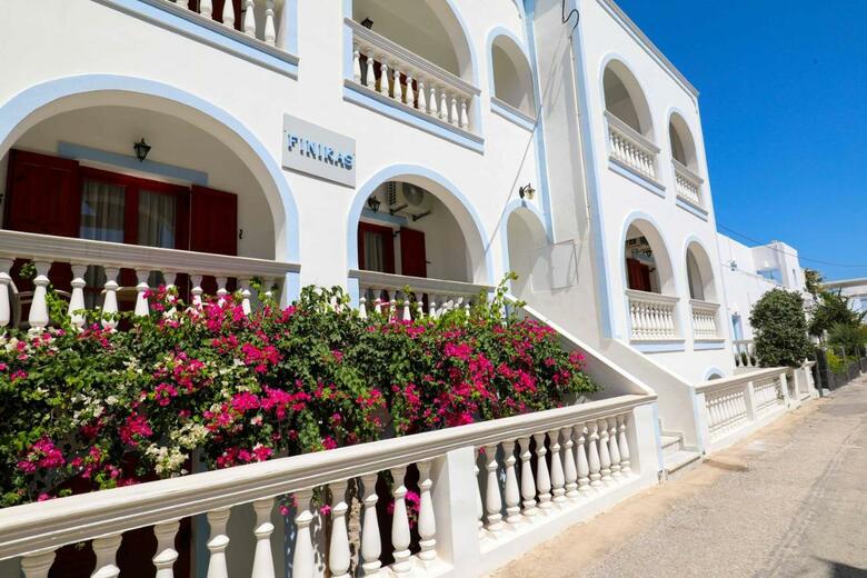 Hotel Finikas