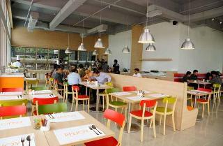 Hotel Zuri Express Lippo Cikarang