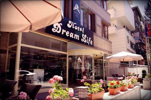 Hotel Dream Life
