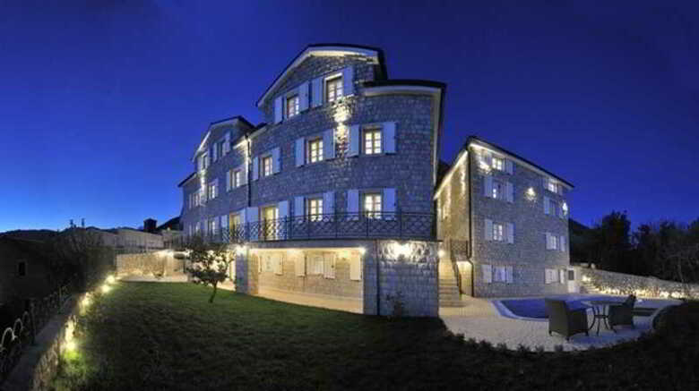 Hotel Perastra