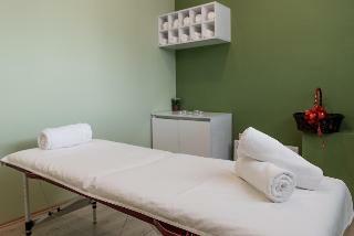 Crnogorska Ku?a Hotel  Podgorica