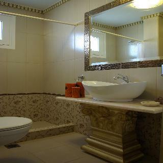 Parthenon Art Hotel