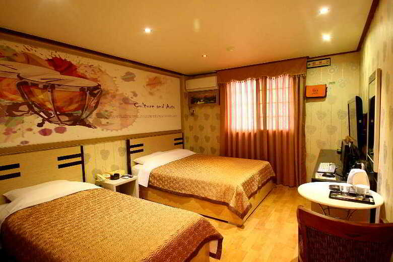 Goodstay Ej Hotel