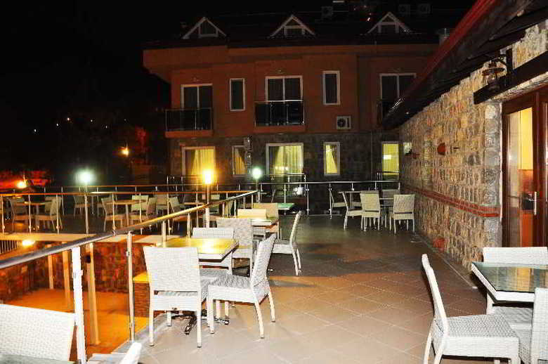 Bed & Breakfast Flora Palm Resort