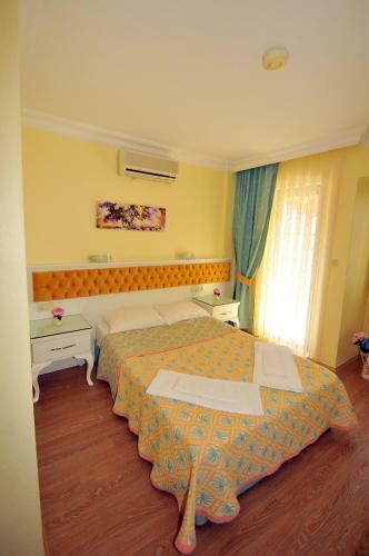 ?lkiz Beach Hotel