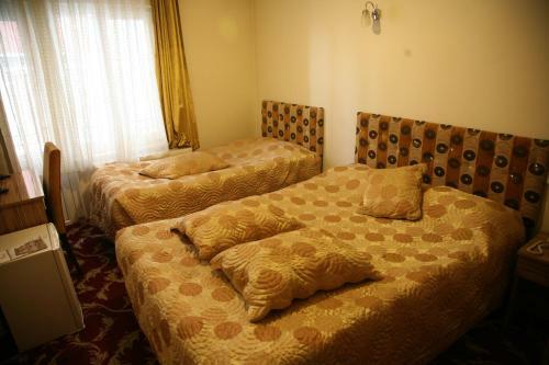 Aymini Hotel