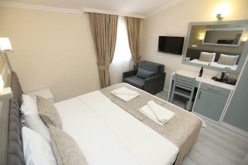 Tonoz Beach Hotel