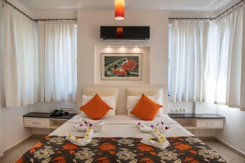 Nicholas Heights Deluxe Suite Hotel