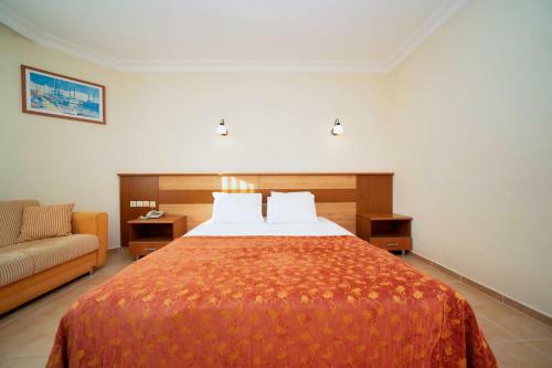 Mavruka Hotel
