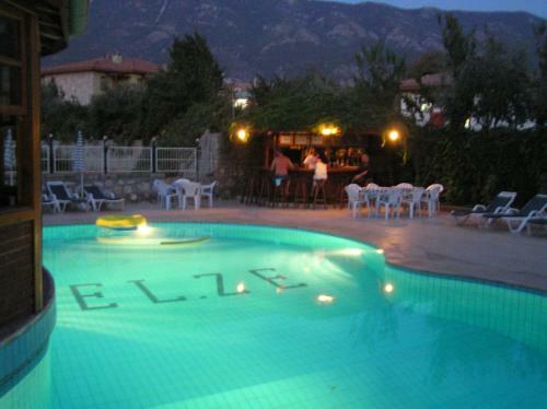 Elze Hotel