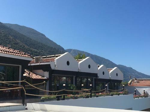Hostal Mellis Beach Hotel