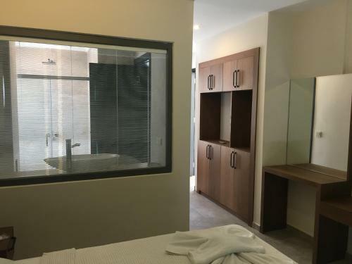 Hostal Mellis Beach Hotel