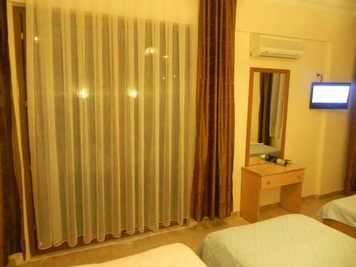 Star Hotel