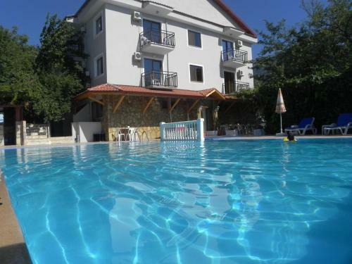 Star Hotel