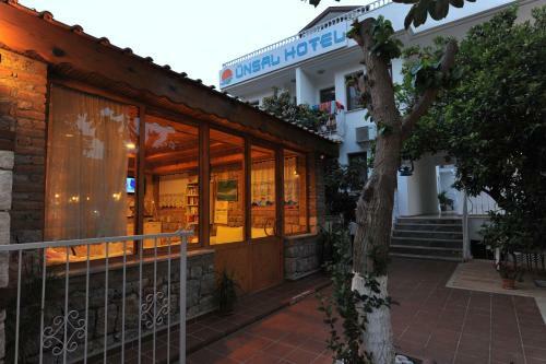 Unsal Hotel