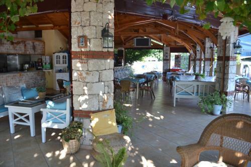 Unsal Hotel
