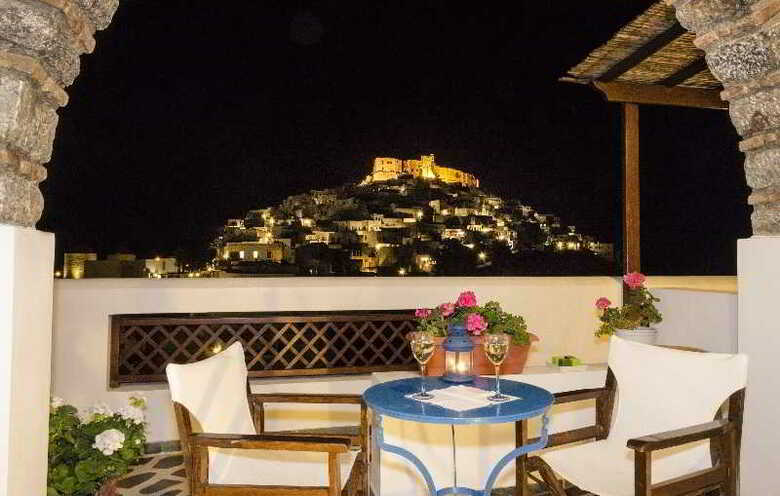 Apartamentos Kallichoron Art Boutique Hotel