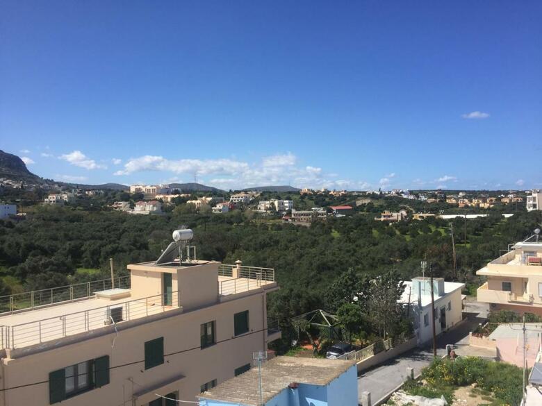 Adamakis Hotel