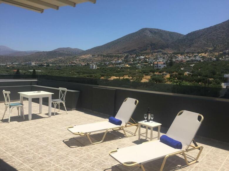 Adamakis Hotel