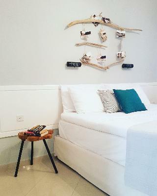 Angelos Apartments