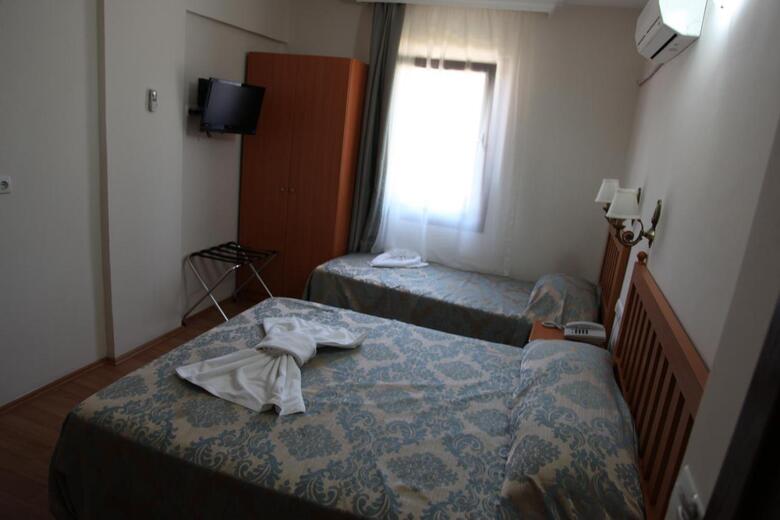 Hotel Ave Maria