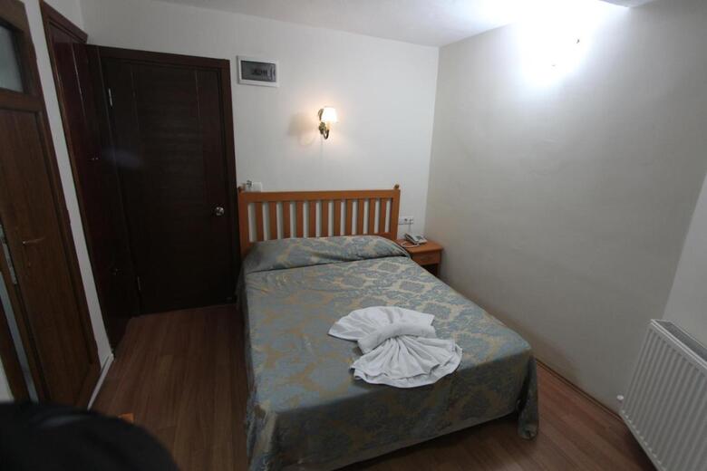 Hotel Ave Maria