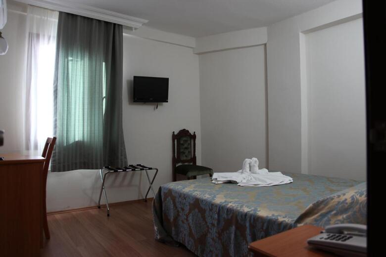 Hotel Ave Maria