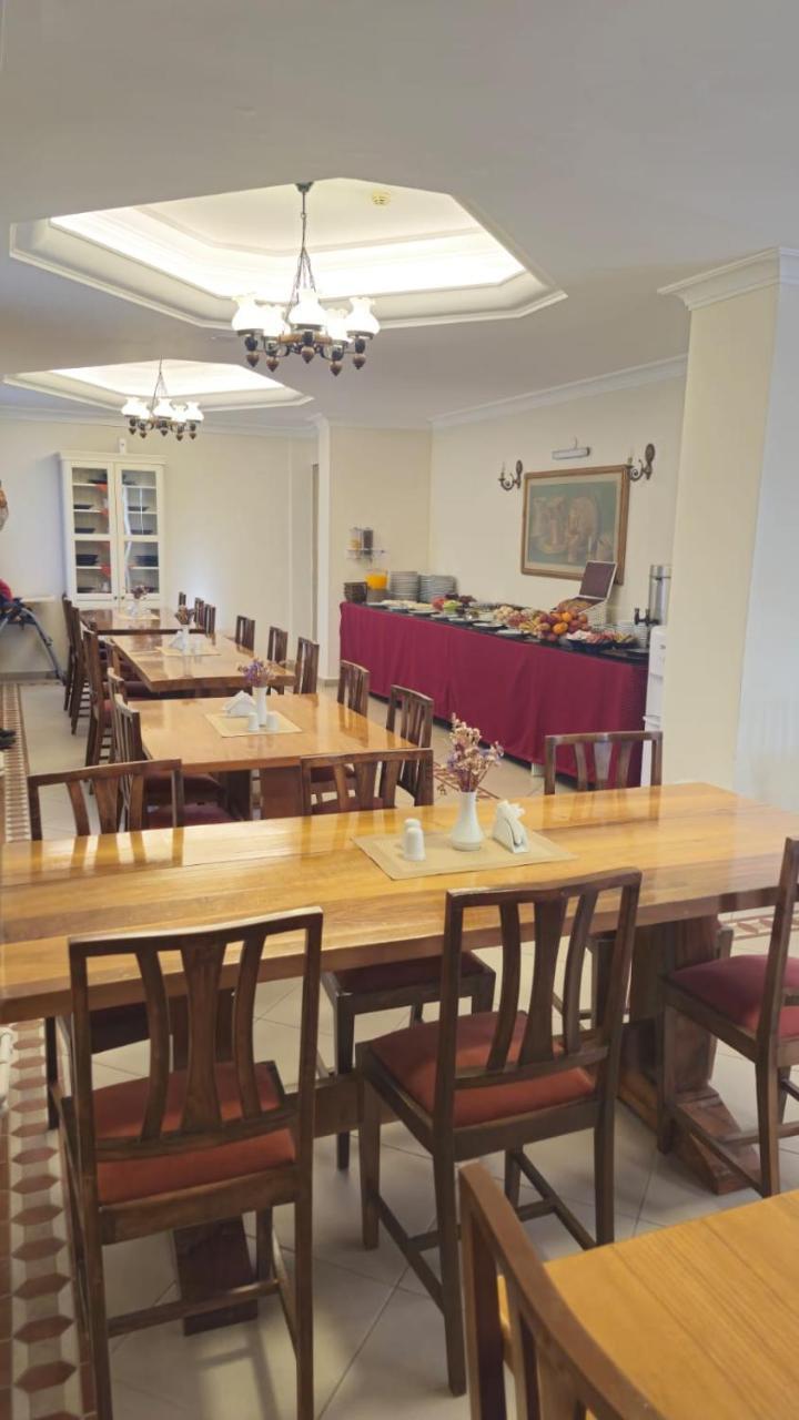 Hotel Ave Maria