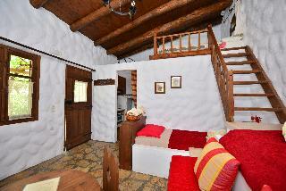 Viglatoras Traditionals Apartments