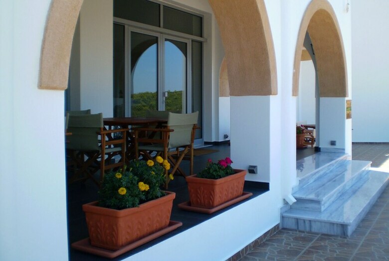 Athenea Hotel