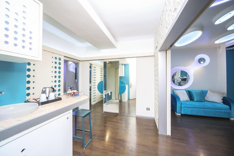 Hotel Mood Design Suites