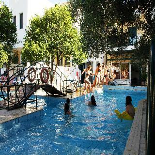 Kastro Hotel