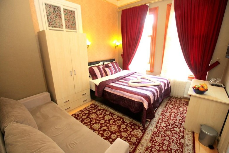 Hostal Le Safran Suite