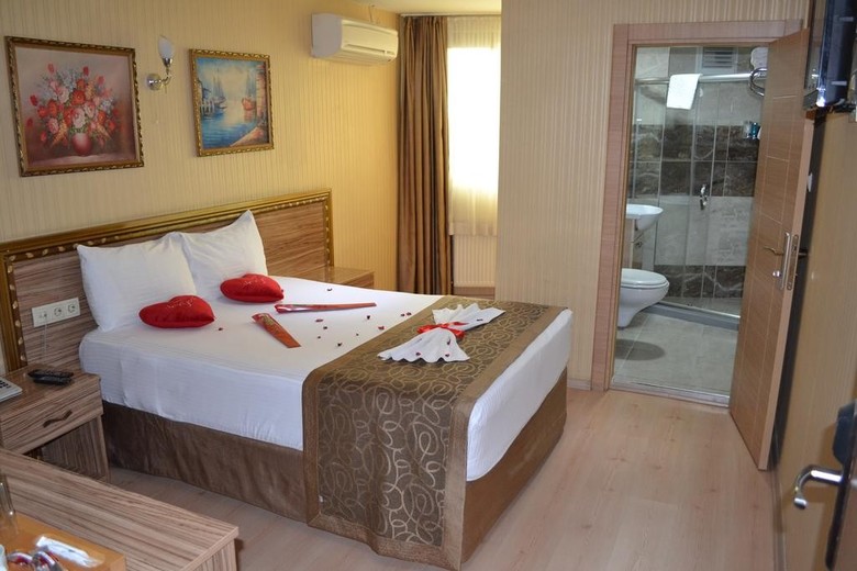 Nuans Hotel