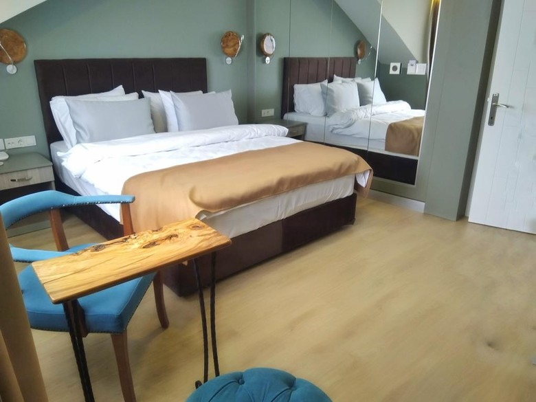 Jakaranda Hotel