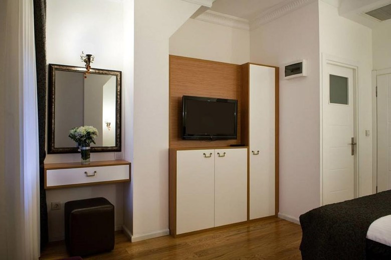 Jakaranda Hotel