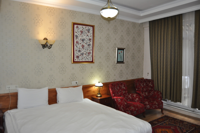 Basileus Hotel
