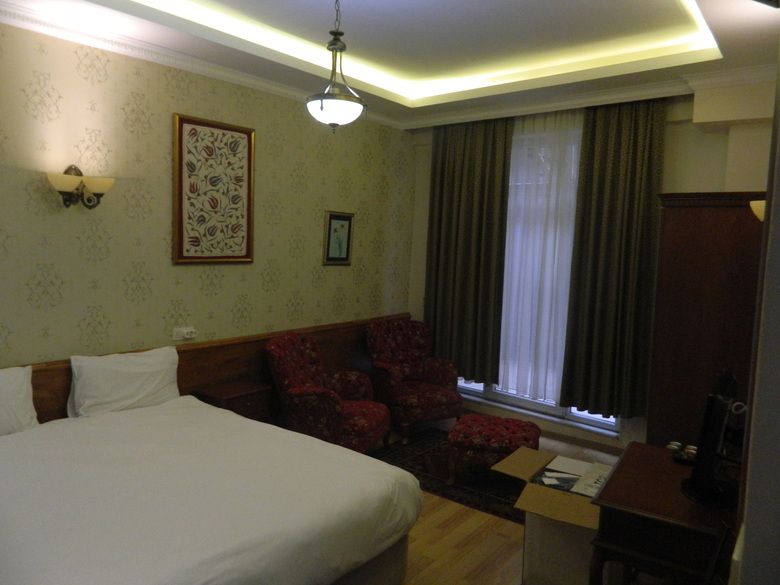Basileus Hotel