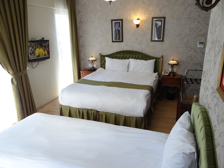 Basileus Hotel