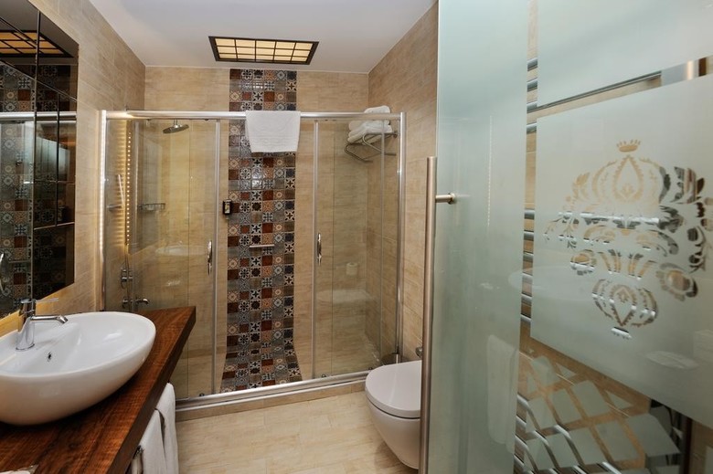 Collage Pera Hotel
