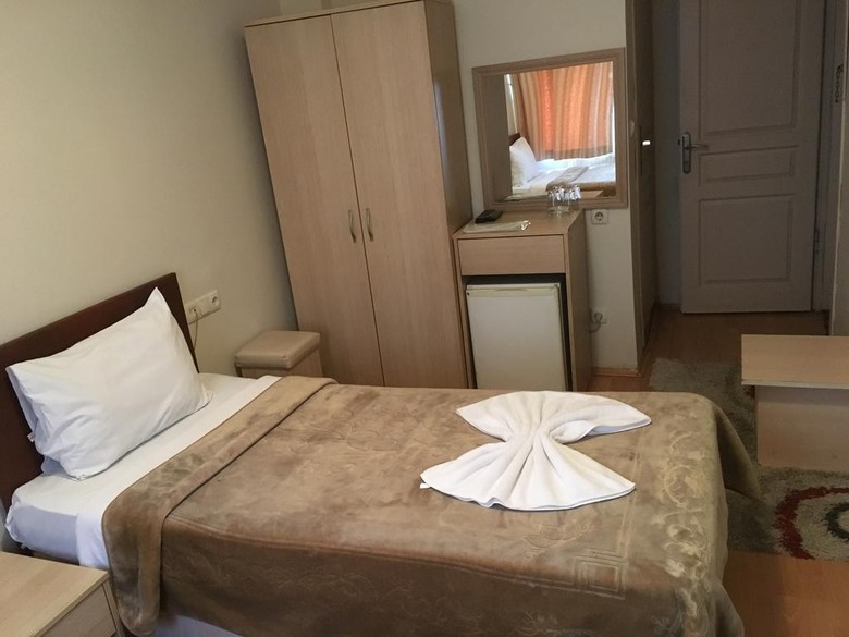 �r�n Hotel